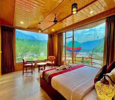 Manali Hotel | Apurwa Grand Resort