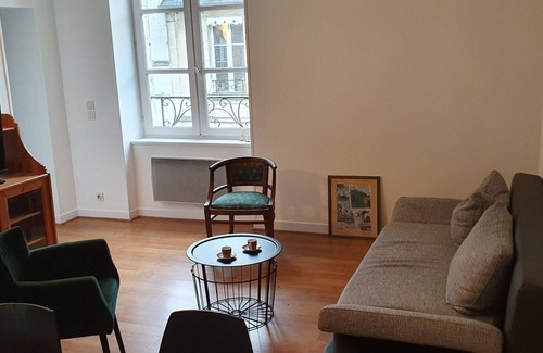 Bayeux Apartment | APY BAYEUX: * apartment in the heart of the city