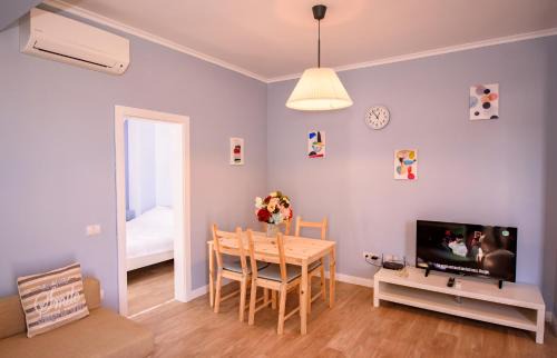 Mamaia-Sat Apartment | Aquarium Residence 2