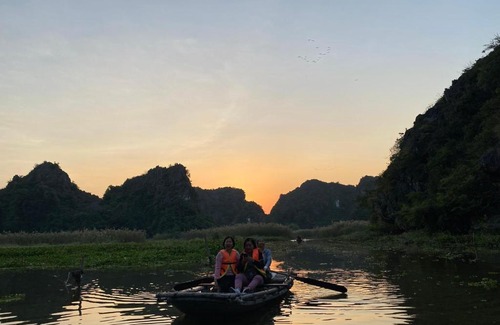 Gia Vien Hotel | AQUARIUS GARDEN NINH BÌNH