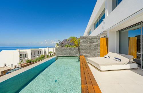 Los Gigantes Apartment | Aquasuites Luxury Apartament B06 at Los Gigantes