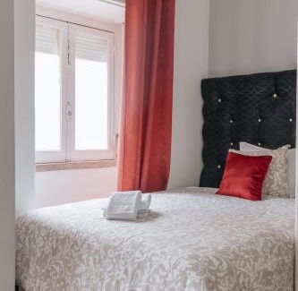 Lisbon Old Town House | Aquilla's Family Room 101 by Mycelia