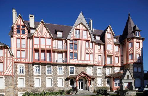 Saint-Cast-le-Guildo Apartment | Ar Vro - Accès direct à la grande plage