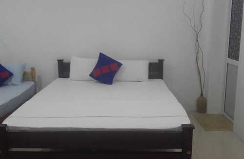 Negombo Bed & Breakfast | Araliya White House