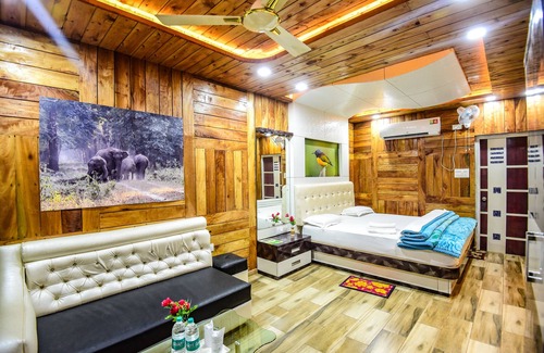 Lataguri Hotel | Aranya Jungle Resort