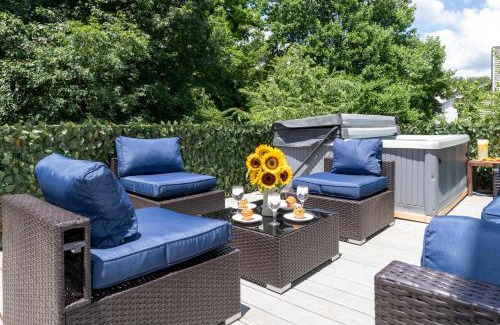 Kernersville Apartment | Arcade, Ping Pong, Hot Tub, Gas Grill, & King Bed