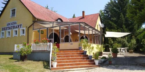 Abrahamhegy House | Arcadia Guesthouse