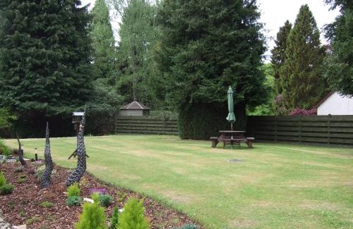 Pitlochry House | Ard Darach Cottage - very central