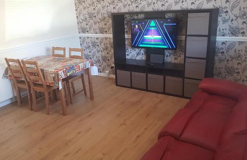 Ardrossan Apartment | Ardrossan 2 Bedroom Flat