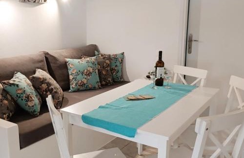 Plaka Villa | Aretis home
