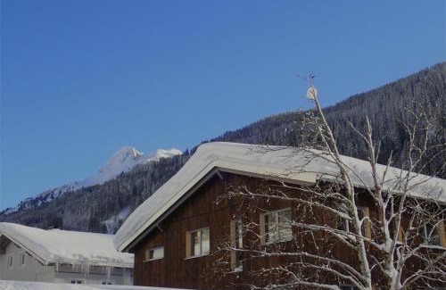 Wald am Arlberg Apartment | ARLBERGhome Komfort-Apartments & Privat-Sauna