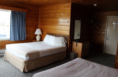 Port Clinton Hotel | Arlington Inn