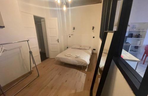 Faubourg-Raines Apartment | ARQUEBUSE proche gare
