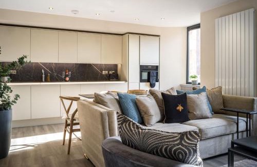 Isle of Arran House | Arran Shores Luxury Shorefront Apartment 4