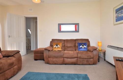 Lochgilphead Apartment | Arran View