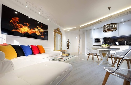 Sacromonte Apartment | ART CHAPIZ II - Sunny Luxury Apartment-Albayzin. Parking Available!
