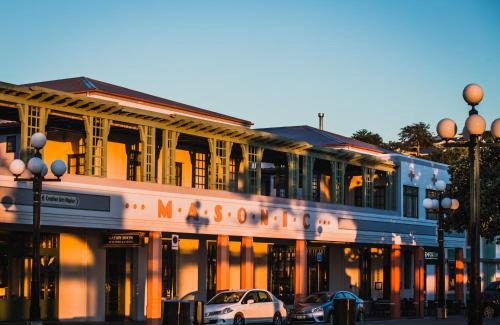 Napier Hotel | Art Deco Masonic Hotel