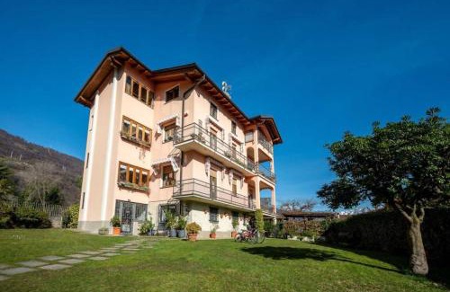 Dongo Apartment | Art Music House Lake Como Beach 5 minutes walk