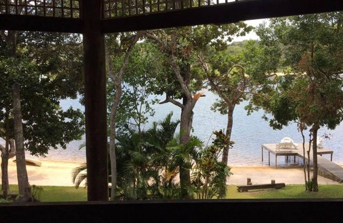 Acu da Torre House | Aruá Lake House