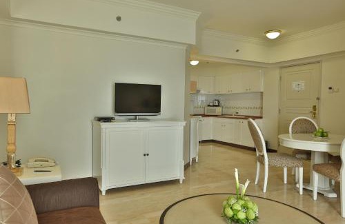 Semanggi Apartment | Aryaduta Suite Semanggi