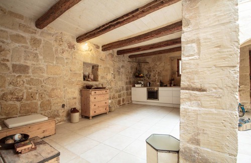 Rabat House | As Authentic As It Gets, Experience A Double Walled Stone House 1st Hand