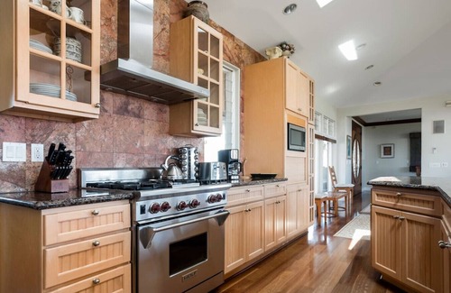 Poipu House | As Seen on TV, Luxe Oceanview Villa, ACs, Heated Pool, Walk to Beaches