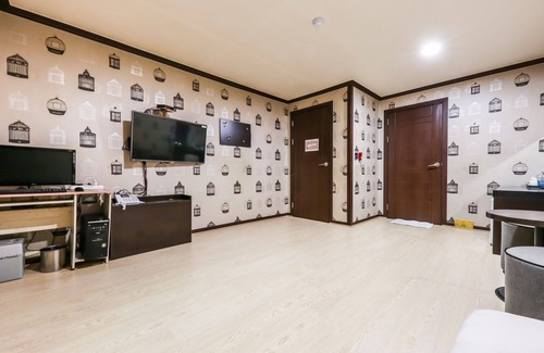 Oncheon-dong Hotel | Asan D-day