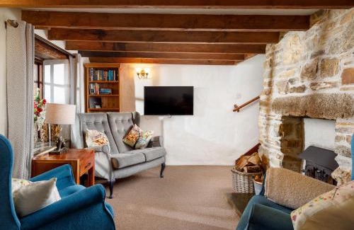 Brazzacott House | Ash Cottage
