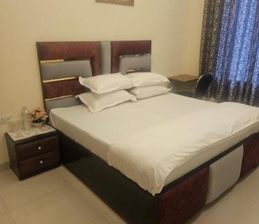 Greater Noida Bed & Breakfast | Ashirwaad 249