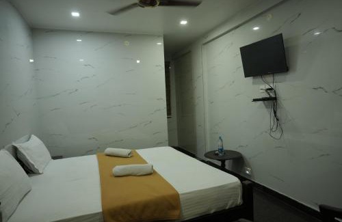 Chottanikkara Hotel | Ashoka Residency Chottanikkara