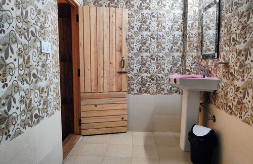 Satbunga Hotel | Ashtapad Saamaayik Resort