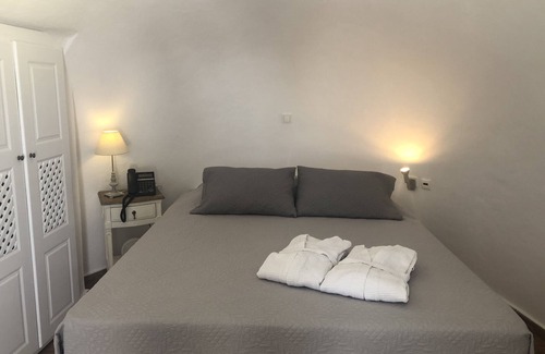 Oia House | Aspa Caves