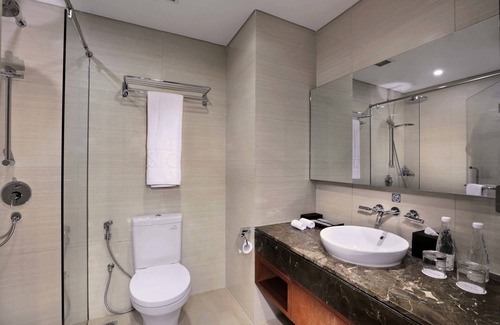 Sentul City Hotel | Aston Sentul Lake Resort & Conference Center
