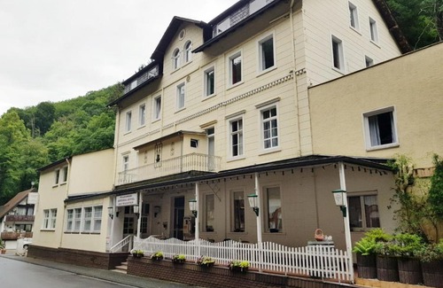 Trarbach Hotel | Astoria Hotel Bad Wildstein