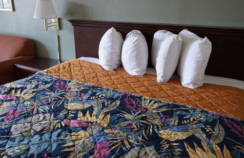 Danville Hotel | Astoria West