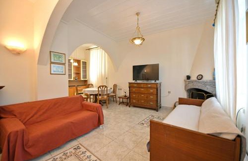 Hydra Apartment | Astraea 7