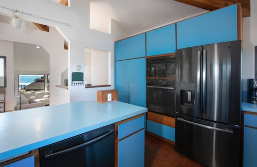 Watsonville House | At The Beach! Insanely Great Beach House, Ocean Views, Relaxation & Pickleball