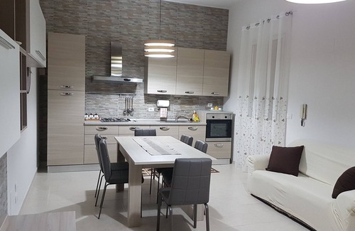 Solarino Apartment | At the home of Pamy, cozy and spacious, equipped with everything necessary.
