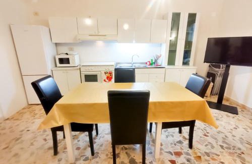 Licata Apartment | Atelier Terenzio, 24h check in