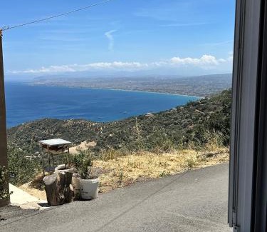 Rodhia Apartment | Athene and Emmanouil Place