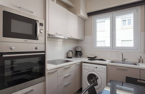 Ampelokipoi Apartment | Athenian Heritage Residences