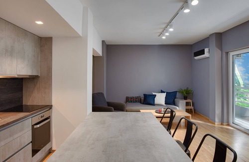 Koukaki Apartment | Athenian Stylish Living
