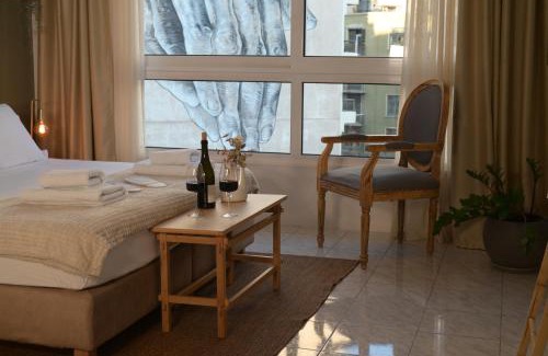 Omonia Apartment | Athens Host - Harmony
