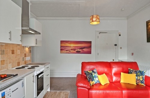Roundham Apartment | Atherfield Apartments No. 2 - Bay Tree View