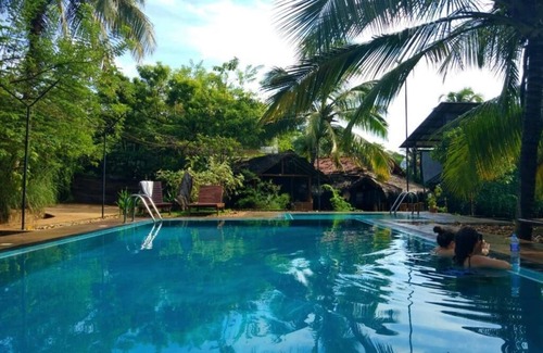 Udawalawa House | Athgira River Camping - Udawalawe - Budget Triple Room