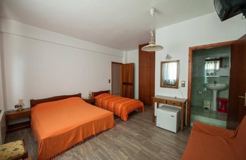 Skillountia Hotel | Athina Hotel