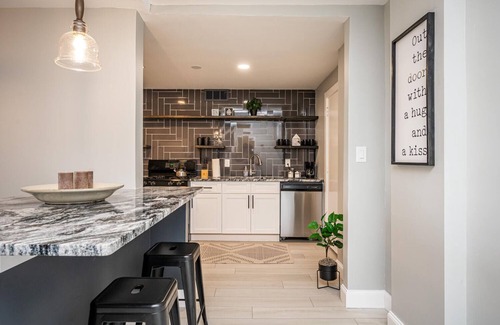 Downtown Atlanta Apartment | ATL Downtown 2BR with Free Parking Gym