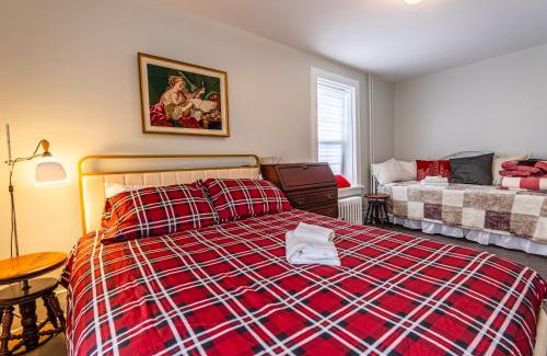Alexandria Hotel | Atlantic Pub & Hotel