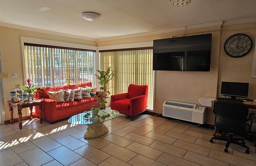 Chincoteague Hotel | Atlantic Shores Inn and Suites