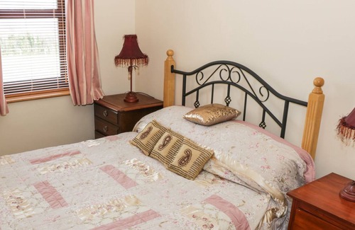 Ballycastle Cottage | ATLANTIC VIEW, pet friendly in Ballycastle, County Mayo